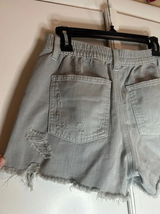 Aerie Distressed Grey Denim Shorts - Picture 7 of 8